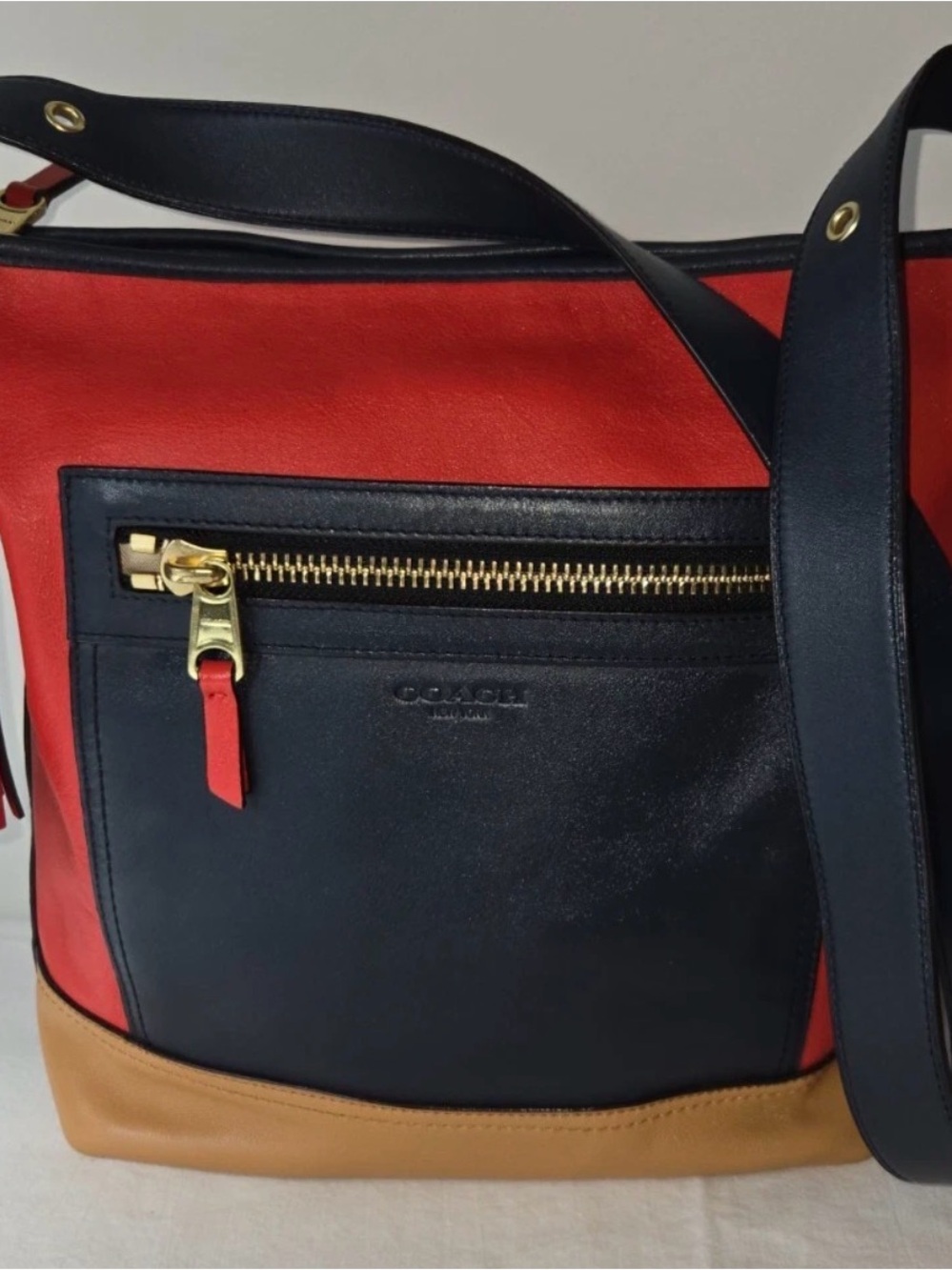 Coach vintage legacy colorblock leather crossbody bucket bag 19995